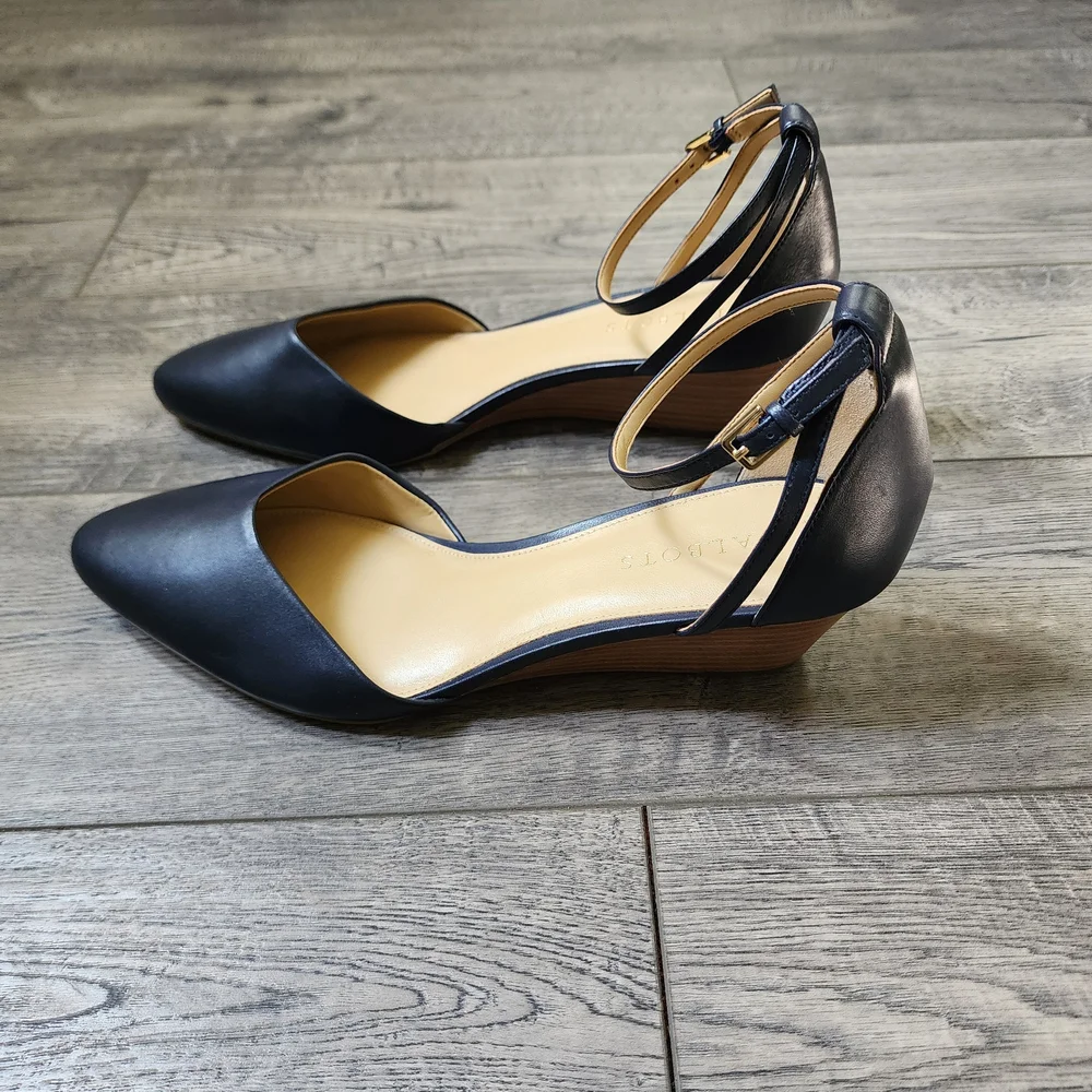 Talbots Women's Laney D'Orsay Navy Soft Nappa Wedge Almond Toe, Size 11M - Picture 4 of 11